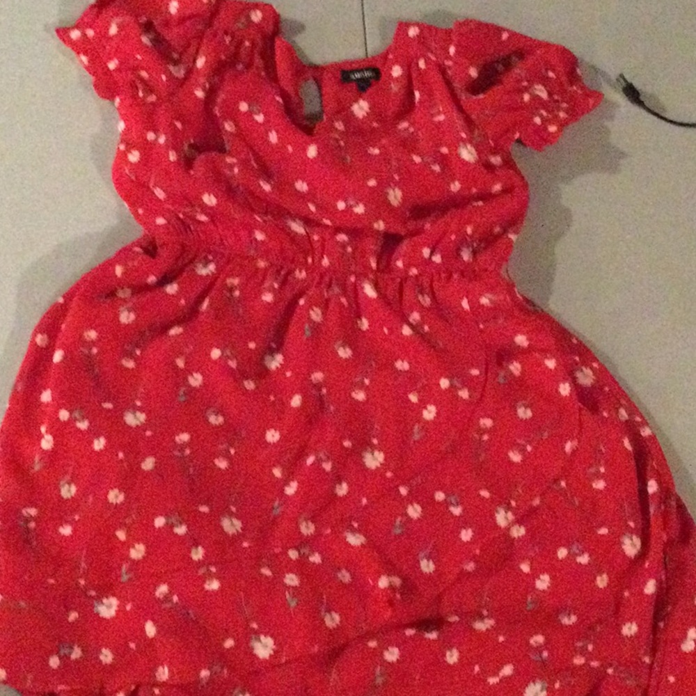 Zunie dress red with flowers size 12